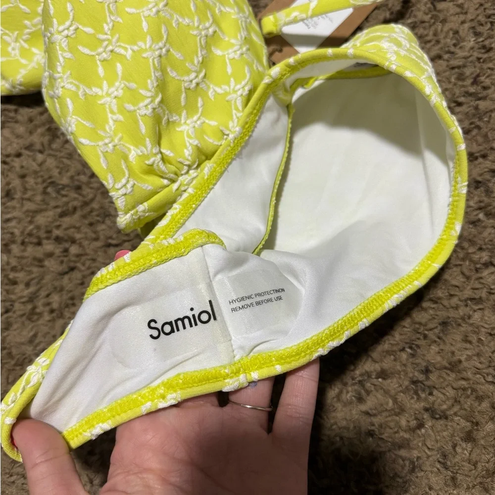 Yellow Patterned Bikini Set - Picture 5 of 9